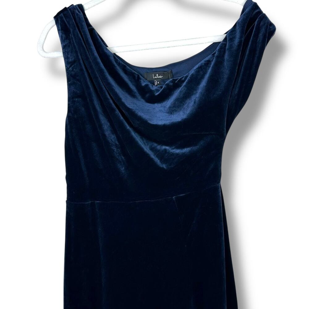 NEW Lulus Coveted Confidence Off-The-Shoulder Velvet Asymmetrical Maxi Dress - Picture 6 of 10